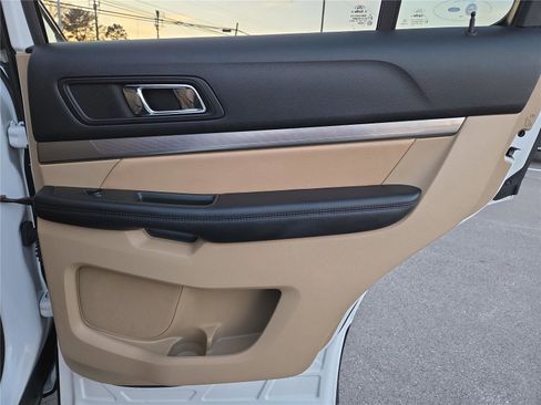 Used 2017 Ford Explorer 4WD image 31