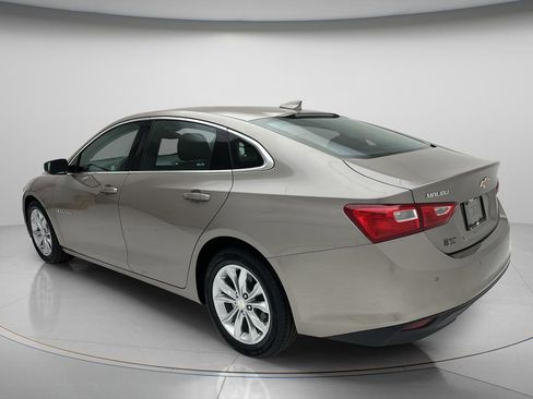 Used 2024 Chevrolet Malibu LT FWD image 8