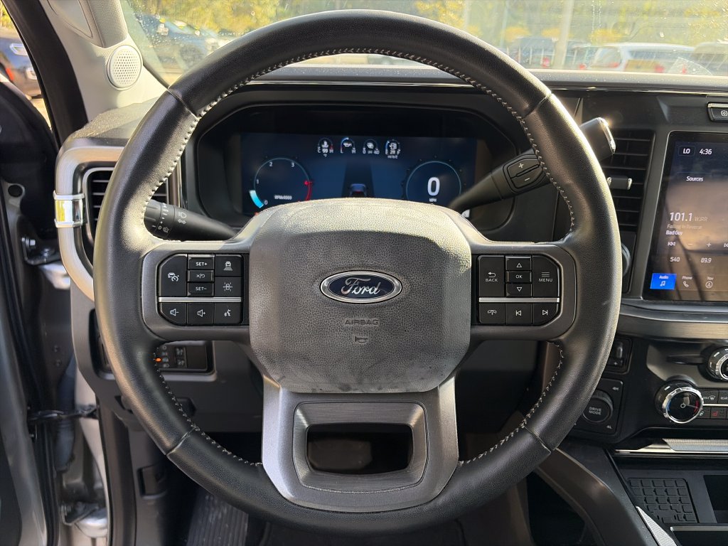 Used 2024 Ford F250 Lariat w/ Lariat Ultimate Package AWD/4WD image 13