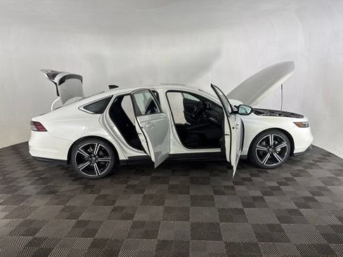 Certified 2024 Honda Accord Sport image 17