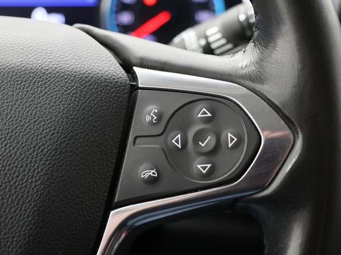 Used 2020 Chevrolet Traverse LT image 20