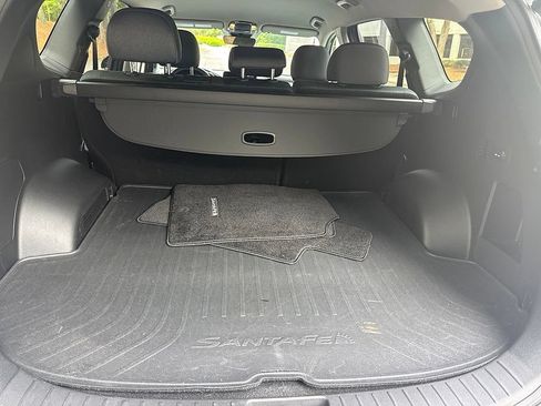 Used 2023 Hyundai Santa Fe SEL FWD image 6