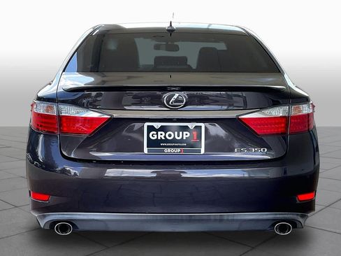 Used 2014 Lexus ES 350 w/ Luxury Package FWD image 5