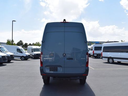 New 2025 Mercedes-Benz Sprinter 2500 image 6