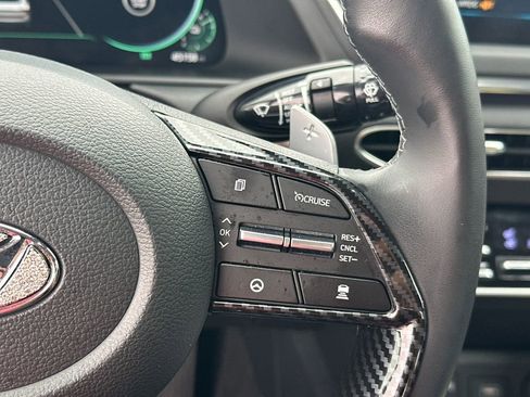 Used 2022 Hyundai Sonata Limited image 25