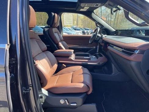 New 2026 Lincoln Navigator L Reserve AWD/4WD image 61