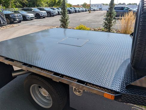 Used 2024 Chevrolet Silverado 3500 W/T w/ Snow Plow Prep Package image 15