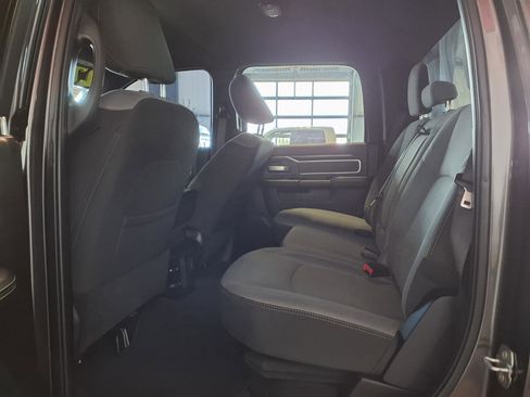 Used 2022 RAM 2500 Big Horn w/ Level A Equipment Group AWD/4WD image 14