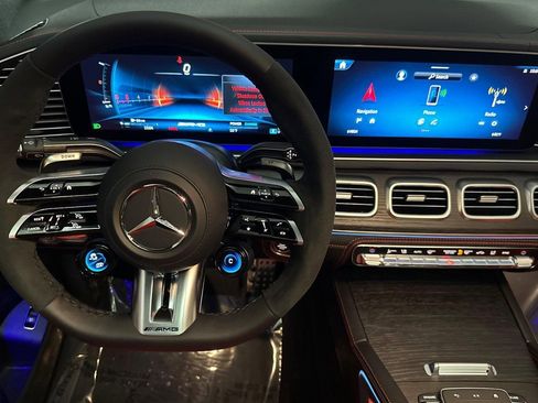 New 2026 Mercedes-Benz GLE 53 AMG 4MATIC Coupe image 26