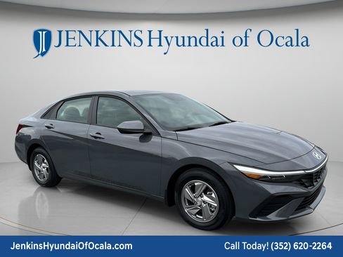New 2026 Hyundai Elantra SEL Sport Premium FWD image 1
