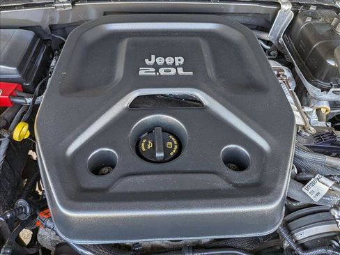 Used 2021 Jeep Wrangler Unlimited Sport AWD/4WD image 22