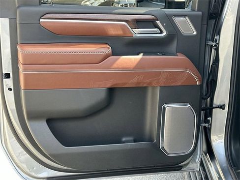 New 2026 GMC Sierra 2500 Denali Ultimate w/ Max Trailering Package image 25