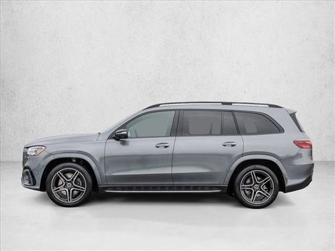 Certified 2026 Mercedes-Benz GLS 450 4MATIC image 3