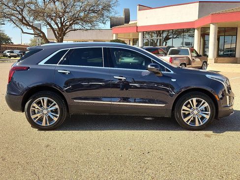 Used 2024 Cadillac XT5 Premium Luxury w/ Technology Package image 5