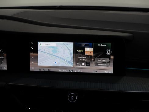 Used 2025 Nissan Murano SL AWD/4WD image 15