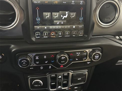 Used 2018 Jeep Wrangler Unlimited Sahara w/ Dual Top Group image 24