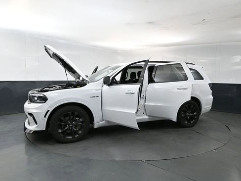 Used 2025 Dodge Durango R/T w/ Blacktop Package AWD/4WD image 27