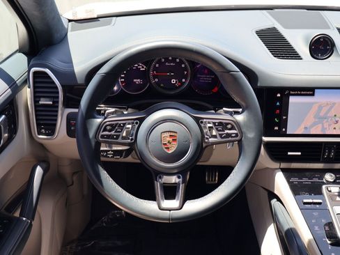 Certified 2023 Porsche Cayenne Turbo AWD/4WD image 16
