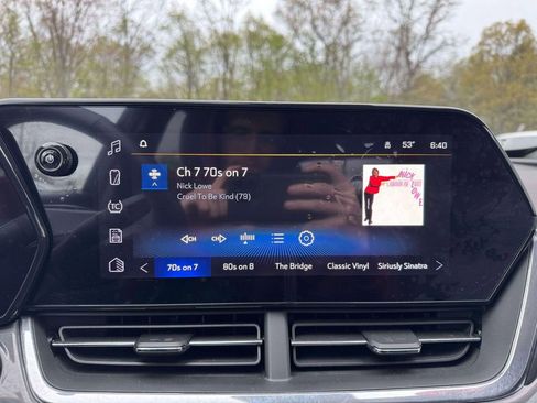 Used 2024 Chevrolet Trax ACTIV w/ Driver Confidence Package FWD image 28