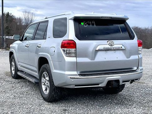 Used 2013 Toyota 4Runner SR5 w/ Premium Pkg image 11