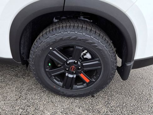New 2026 Nissan Rogue SV AWD/4WD image 9