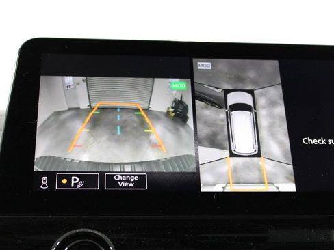 Used 2023 Nissan Armada Platinum w/ Captain's Chairs Package image 36