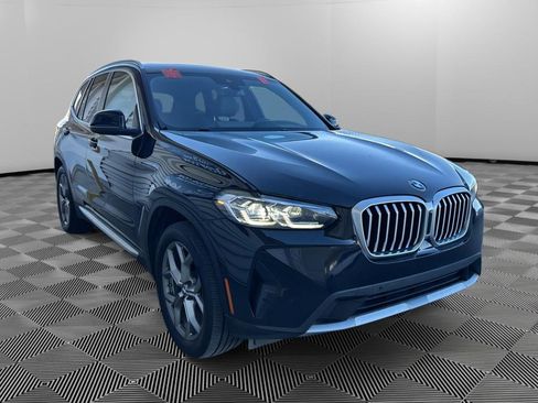 Used 2024 BMW X3 xDrive30i AWD/4WD image 3