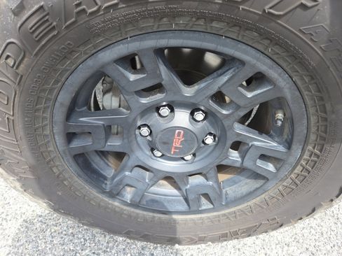 Used 2021 Toyota 4Runner TRD Off-Road Premium w/ Moonroof Package image 14