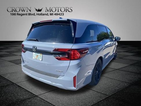 Used 2025 Honda Odyssey Sport-L image 14