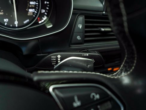 Used 2018 Audi S7 Premium Plus AWD/4WD image 24
