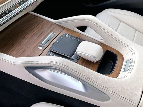 Used 2023 Mercedes-Benz GLE 350 4MATIC image 18