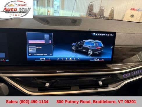 Used 2024 BMW X7 xDrive40i w/ Climate Comfort Package image 19