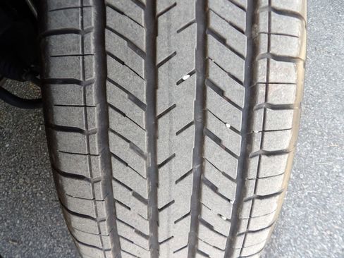 Used 2024 Subaru Crosstrek 2.0i Premium w/ Crosstrek Mirror Package image 28