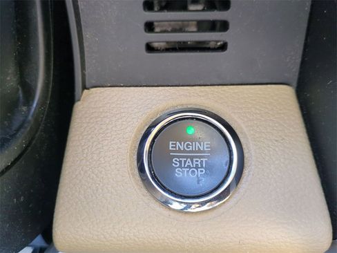 Used 2019 Ford F250 Lariat w/ Lariat Ultimate Package image 22