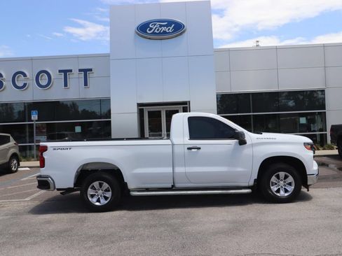 Used 2025 Chevrolet Silverado 1500 W/T RWD image 15