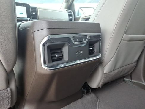 New 2026 GMC Sierra 1500 SLT w/ SLT Premium Plus Package AWD/4WD image 16