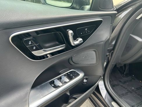 Used 2022 Mercedes-Benz C 300 Sedan w/ Advanced USB Package image 16