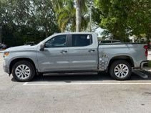 Used 2024 Chevrolet Silverado 1500 Custom RWD image 4