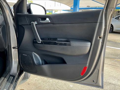 Used 2019 Kia Sportage SX image 22