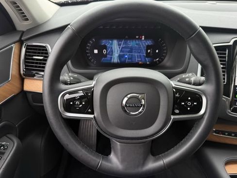 Used 2024 Volvo XC90 B6 Plus w/ Protection Package Premier AWD/4WD image 13