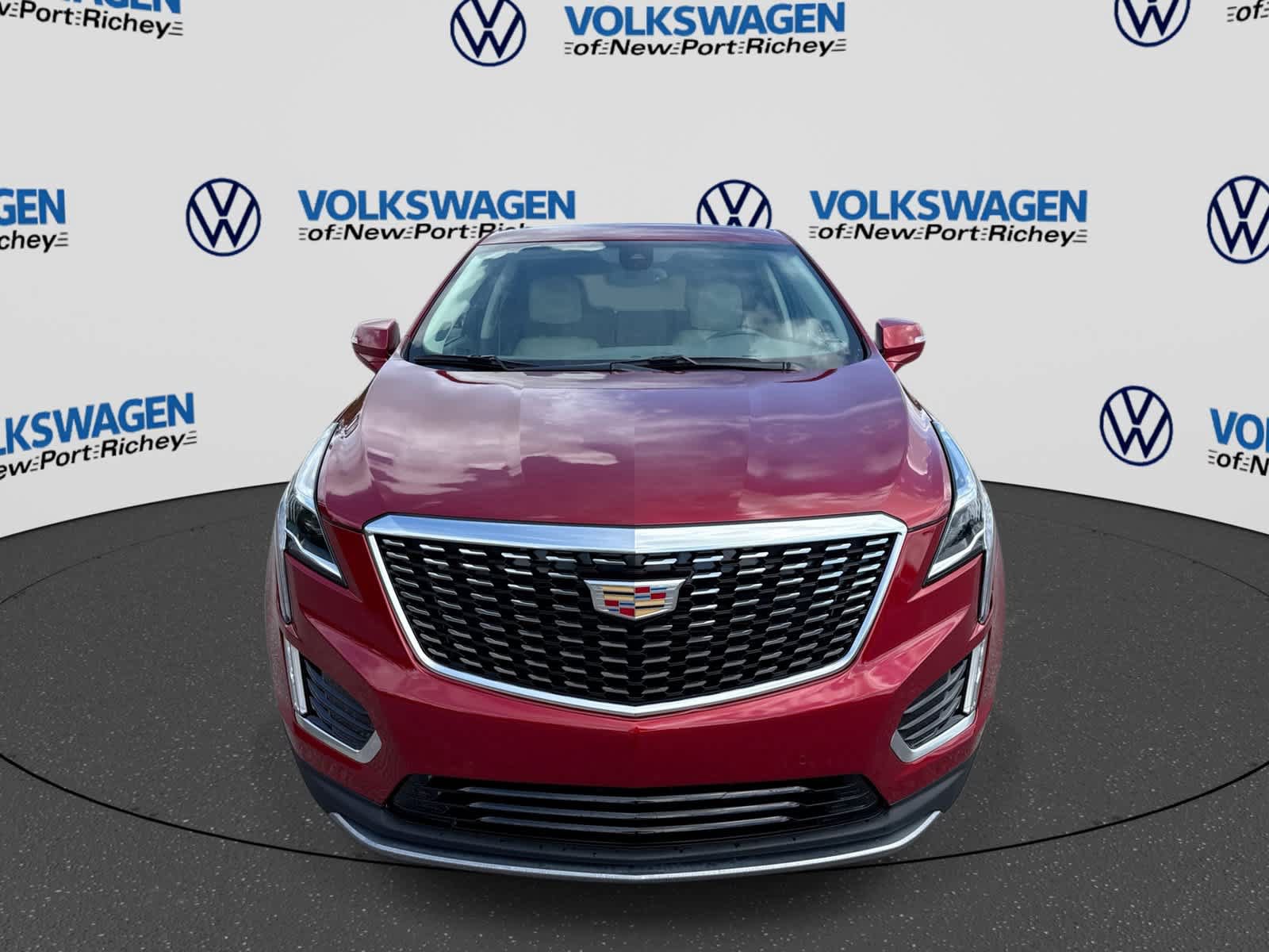 Used 2025 Cadillac XT5 Premium Luxury w/ LPO, Floor Liner Package AWD/4WD image 17
