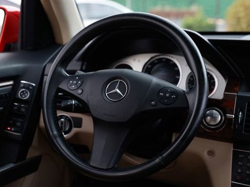 Used 2012 Mercedes-Benz GLK 350 2WD image 29