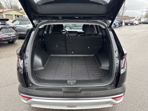 Used 2025 Hyundai Tucson Limited image 5
