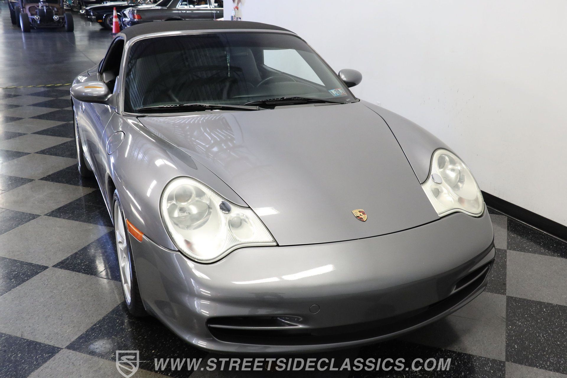 Used 2002 Porsche 911 Carrera 4 AWD/4WD image 15