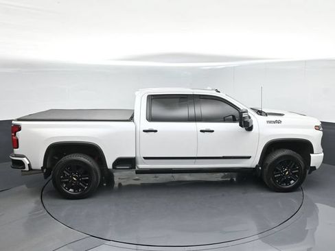 Used 2024 Chevrolet Silverado 3500 High Country w/ High Country Premium Package AWD/4WD image 46
