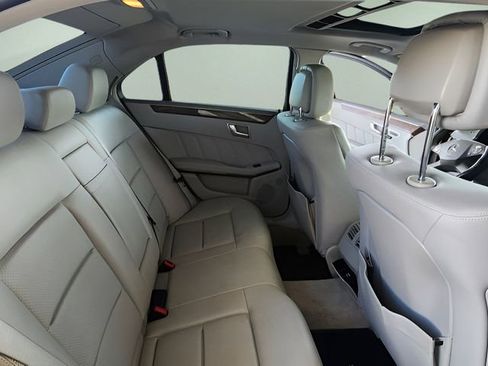 Used 2013 Mercedes-Benz E 350 Sedan image 22