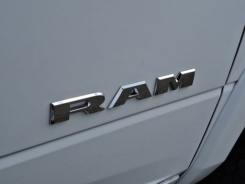 New 2025 RAM 3500 Longhorn image 12