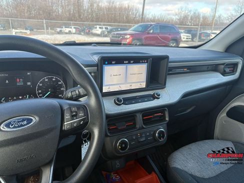 Used 2023 Ford Maverick XLT image 23