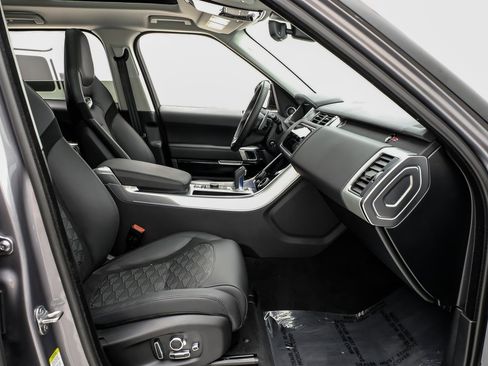 Used 2022 Land Rover Range Rover Sport SVR image 29