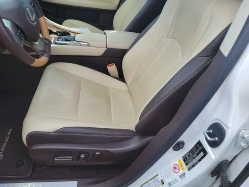 Used 2017 Lexus RX 450h 450h w/ Accessory Package image 7